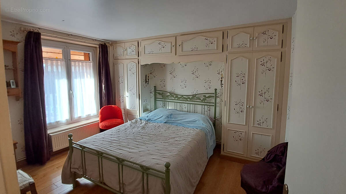 Maison à BREZOLLES