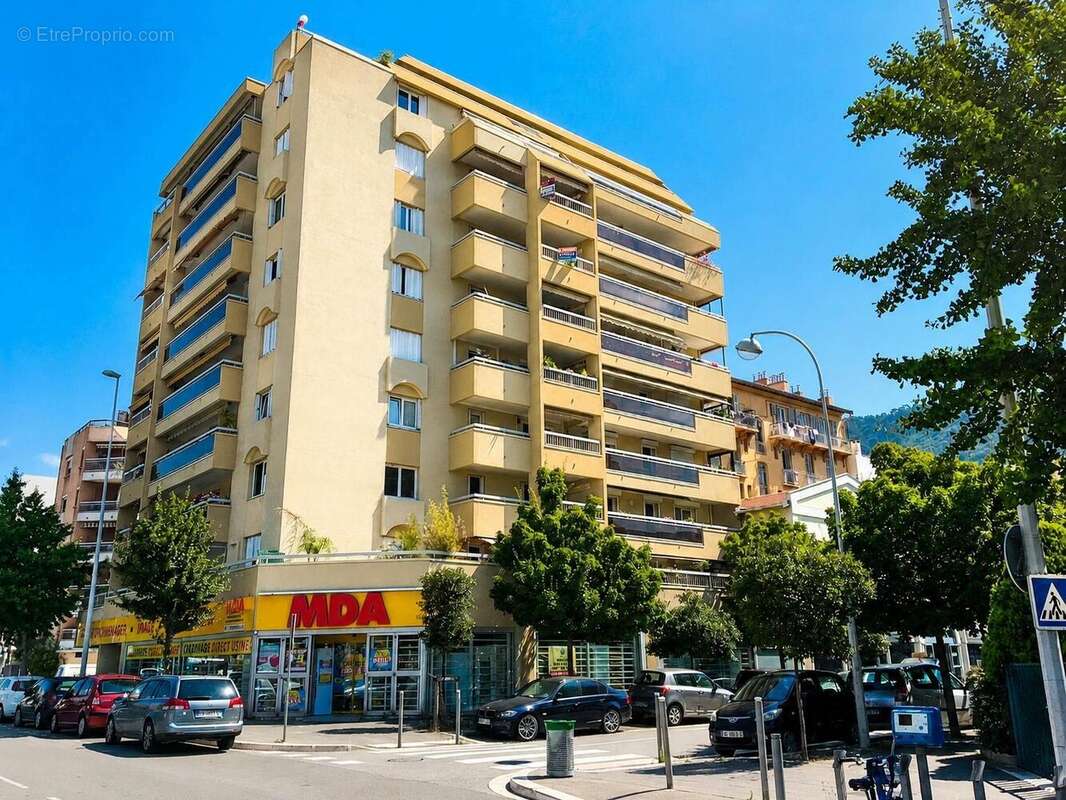   - Appartement à NICE