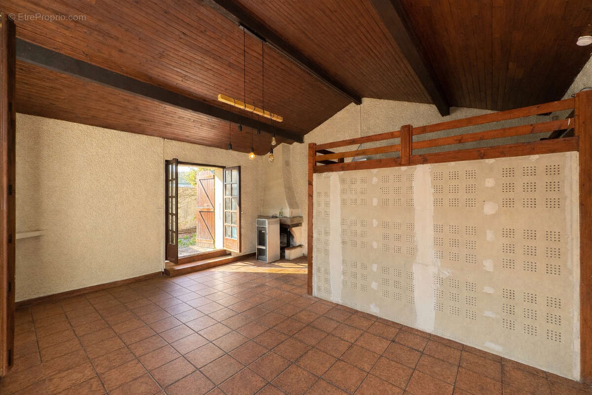 Maison à OYONNAX