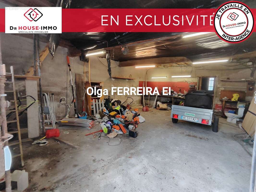 Maison à VILLENEUVE-LES-MONTREAL