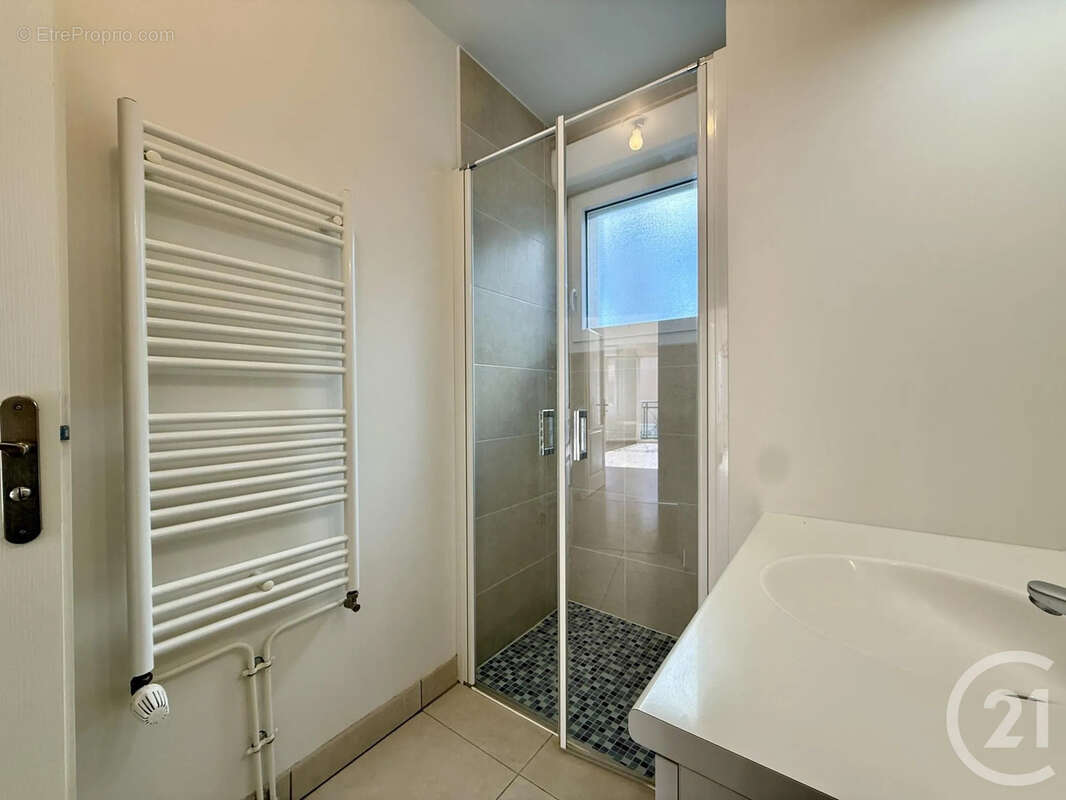 Appartement à FONTAINEBLEAU