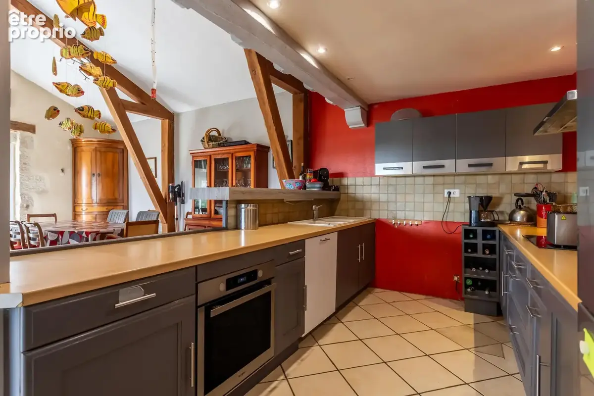 Maison de campagne avec piscine et dépendances - photo 9