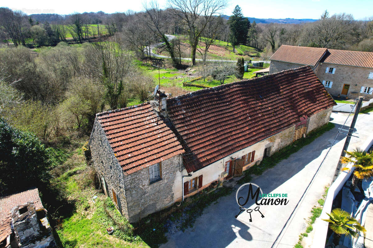 Maison à BERSAC-SUR-RIVALIER