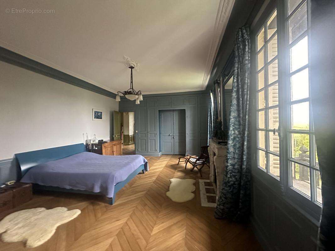 Maison à CUY-SAINT-FIACRE