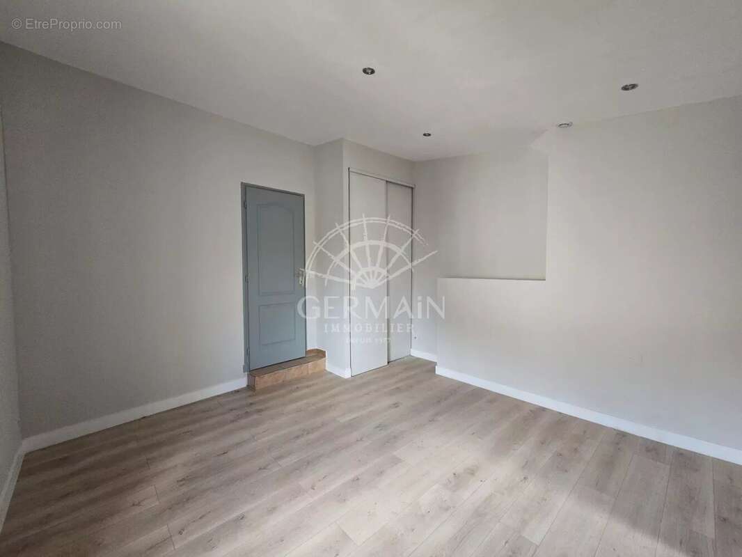 Appartement à L&#039;ISLE-SUR-LA-SORGUE