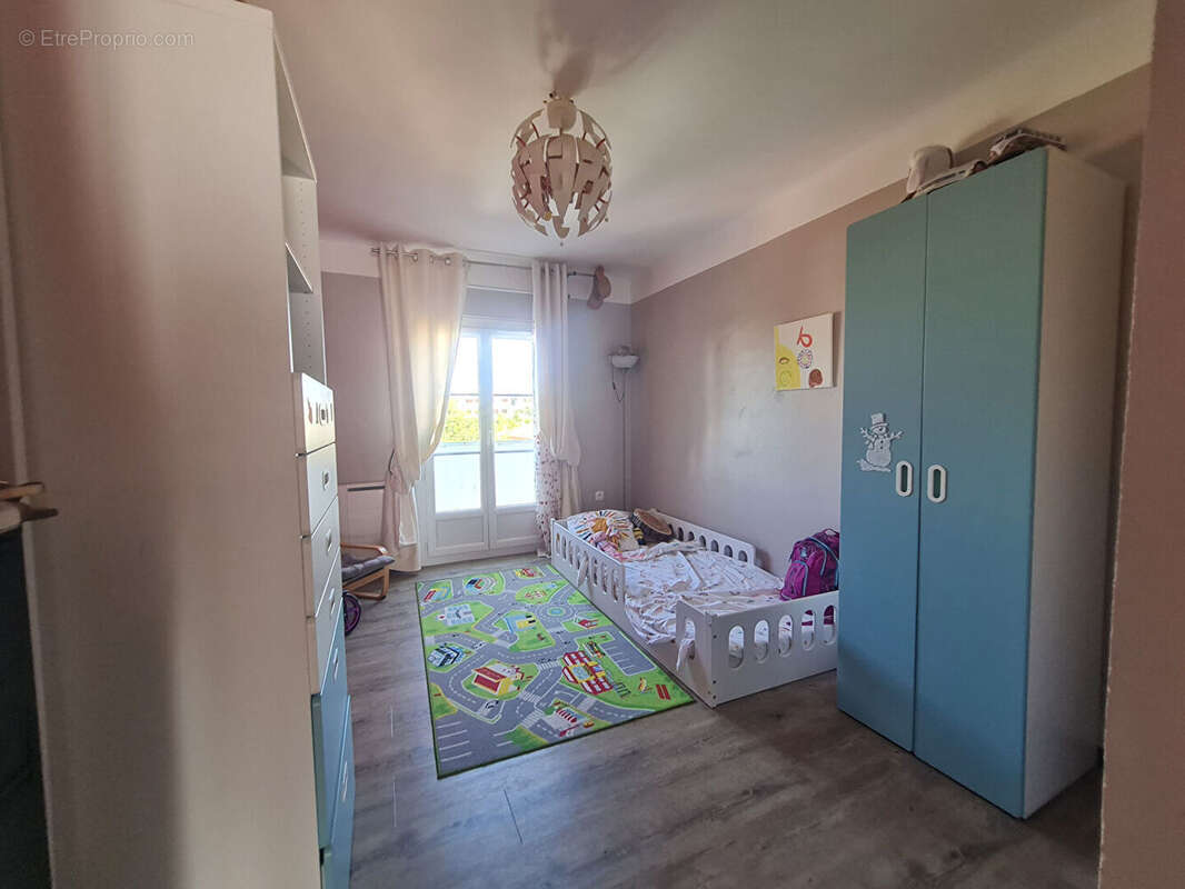 Appartement 4 pièces de 75,59m² +Parking privé + Cave***(83500) LA SEYNE SUR MER -MAR VIVO*** - photo 8