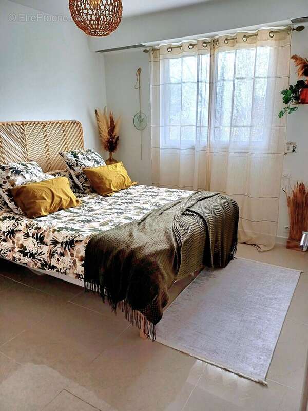 Photo 8 - Appartement à MARSEILLE-12E