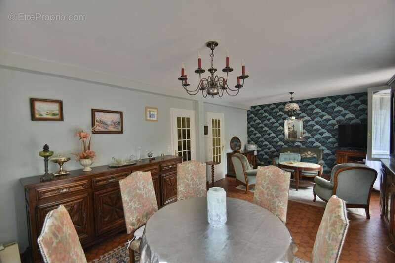 Maison à LA CLAYETTE