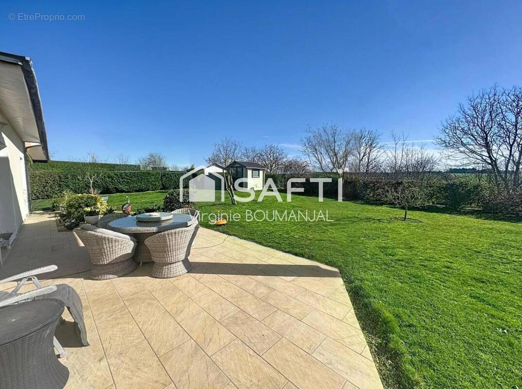 Photo 1 - Maison à RIVERY