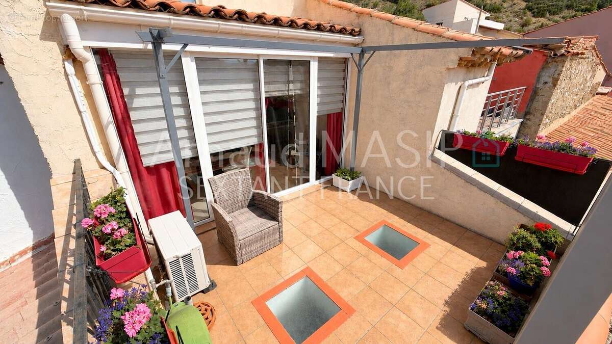 Charmante maison de village entierement renovee, garage, terrasse, jolie vue - photo 15