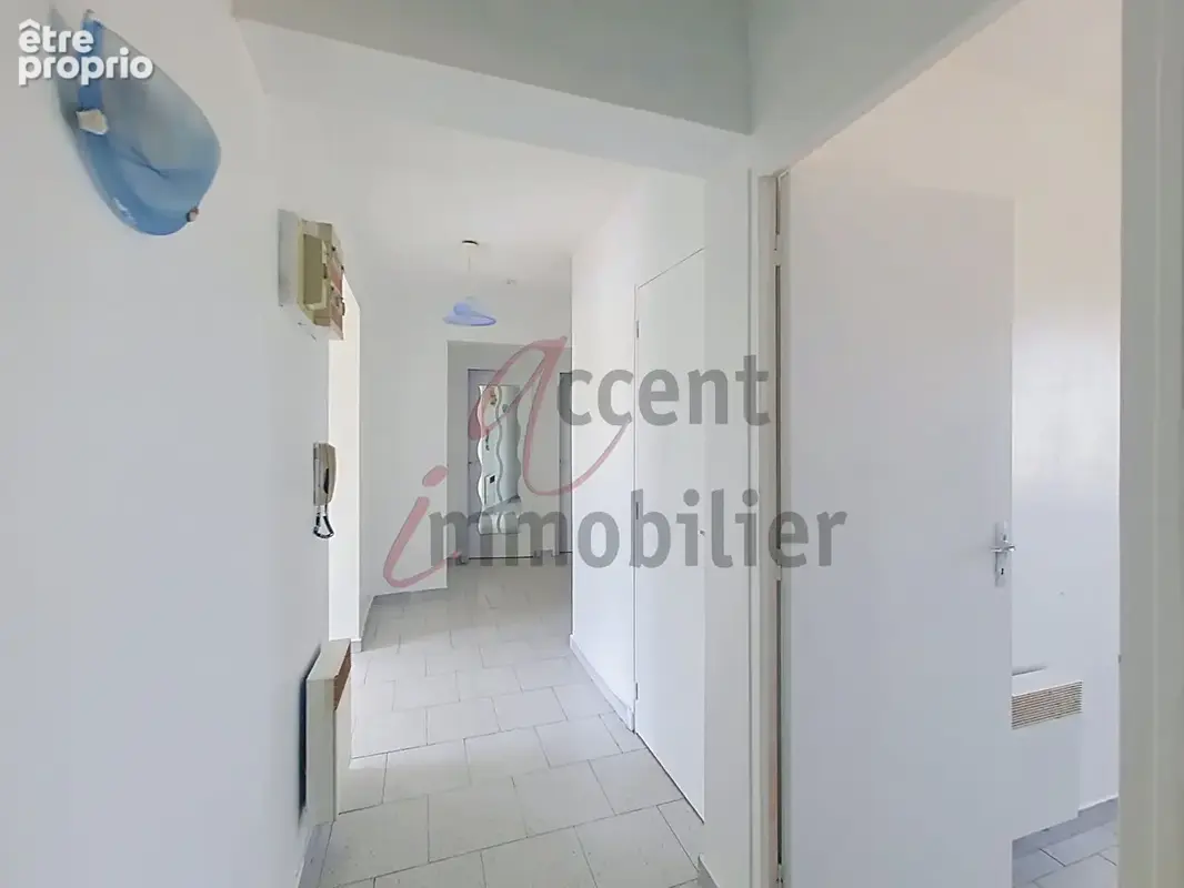 Chateaurenard : Appartement avec 2 chambres, balcon - photo 6