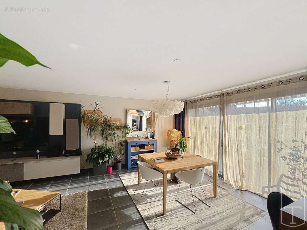 Appartement à AUBENAS