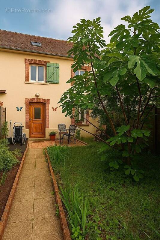 Maison à SAINTE-GENEVIEVE