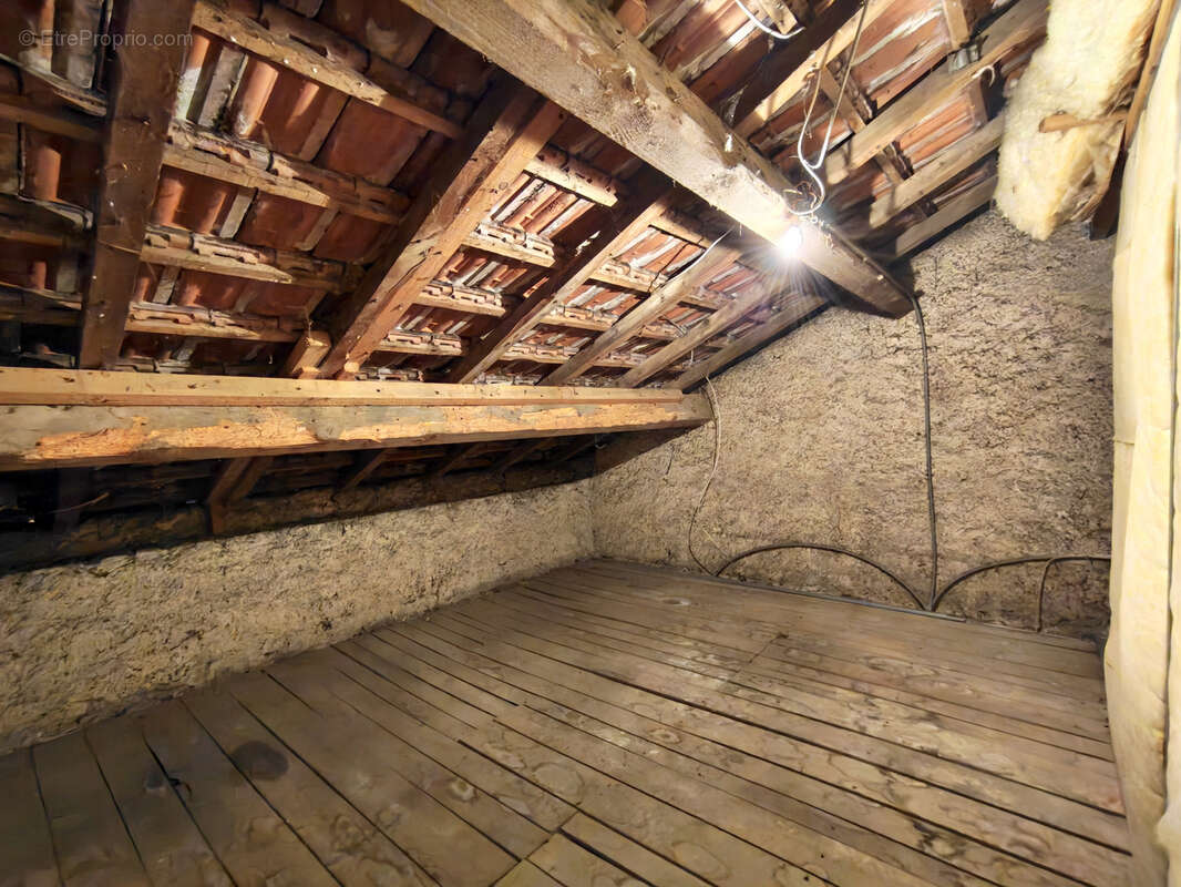 Maison à VANNES-LE-CHATEL