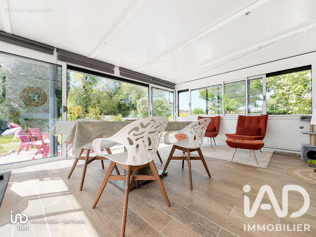 Maison 156 m² à Sadirac  - photo 6