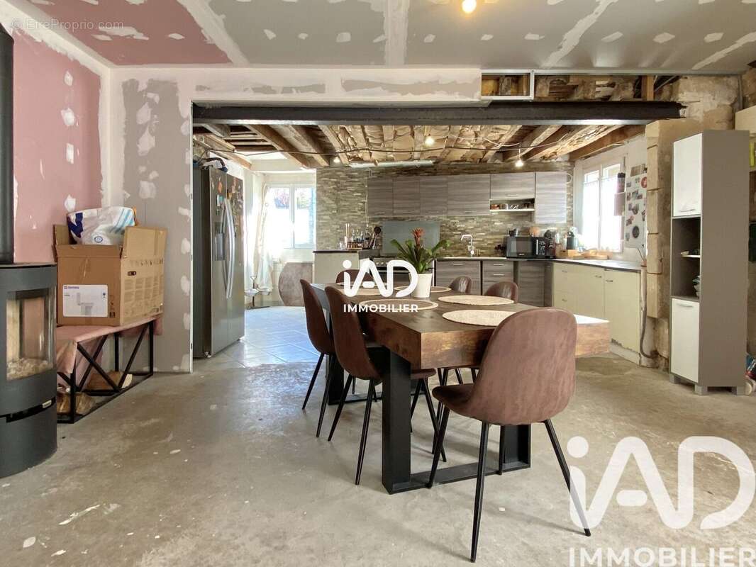 Photo 5 - Maison à CUISE-LA-MOTTE