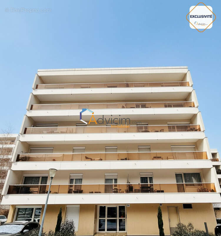 Appartement à SAINT-JEAN-DE-BRAYE