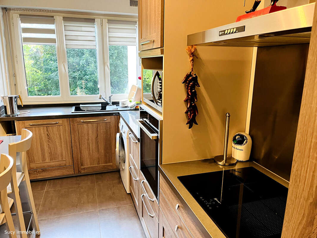 Appartement à CHENNEVIERES-SUR-MARNE