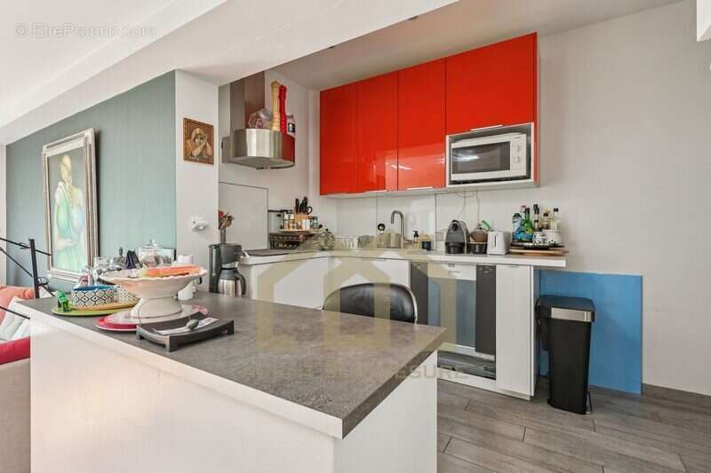 Appartement à PARIS-11E