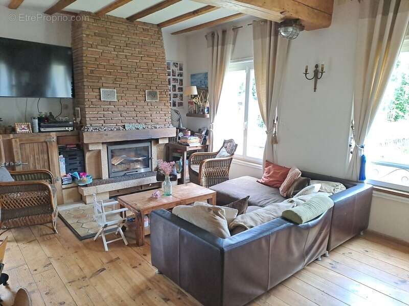 Maison à SAINT-DENIS-DE-PILE