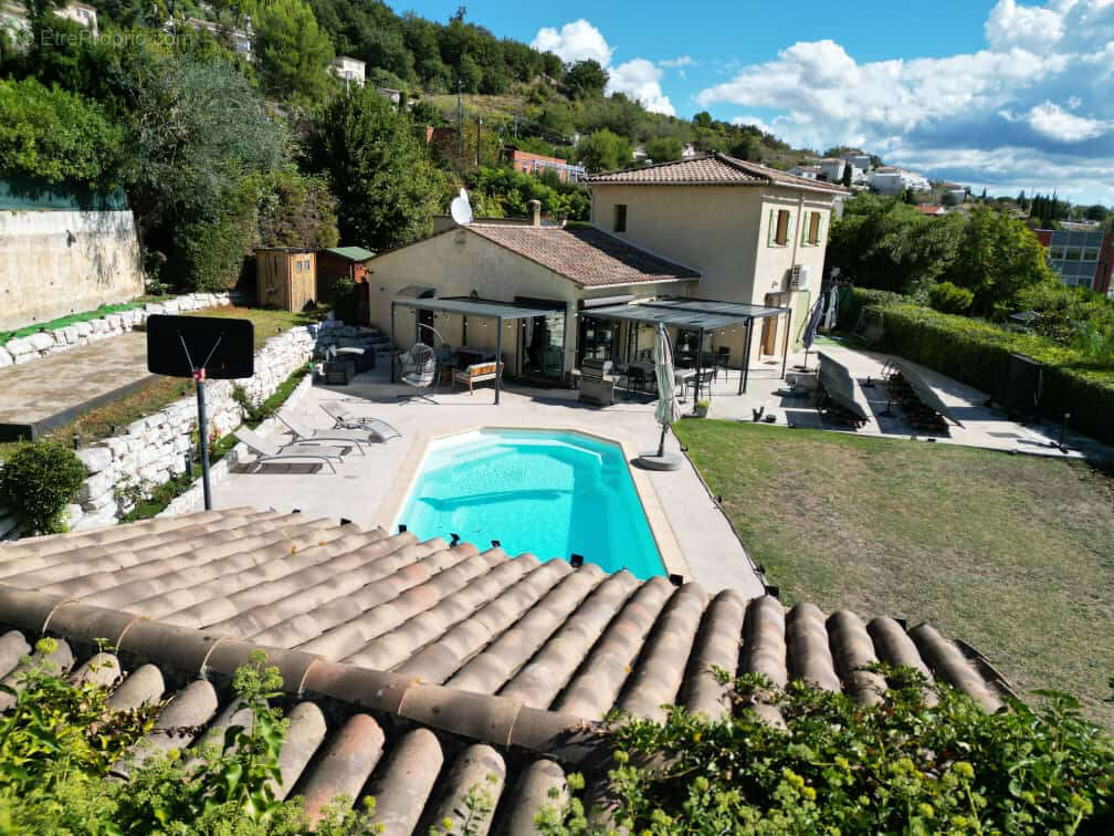 Maison à SAINT-JEANNET