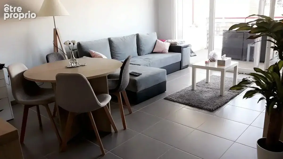 Appartement 45 m² à Saint-Just-Saint-Rambert  - photo 2