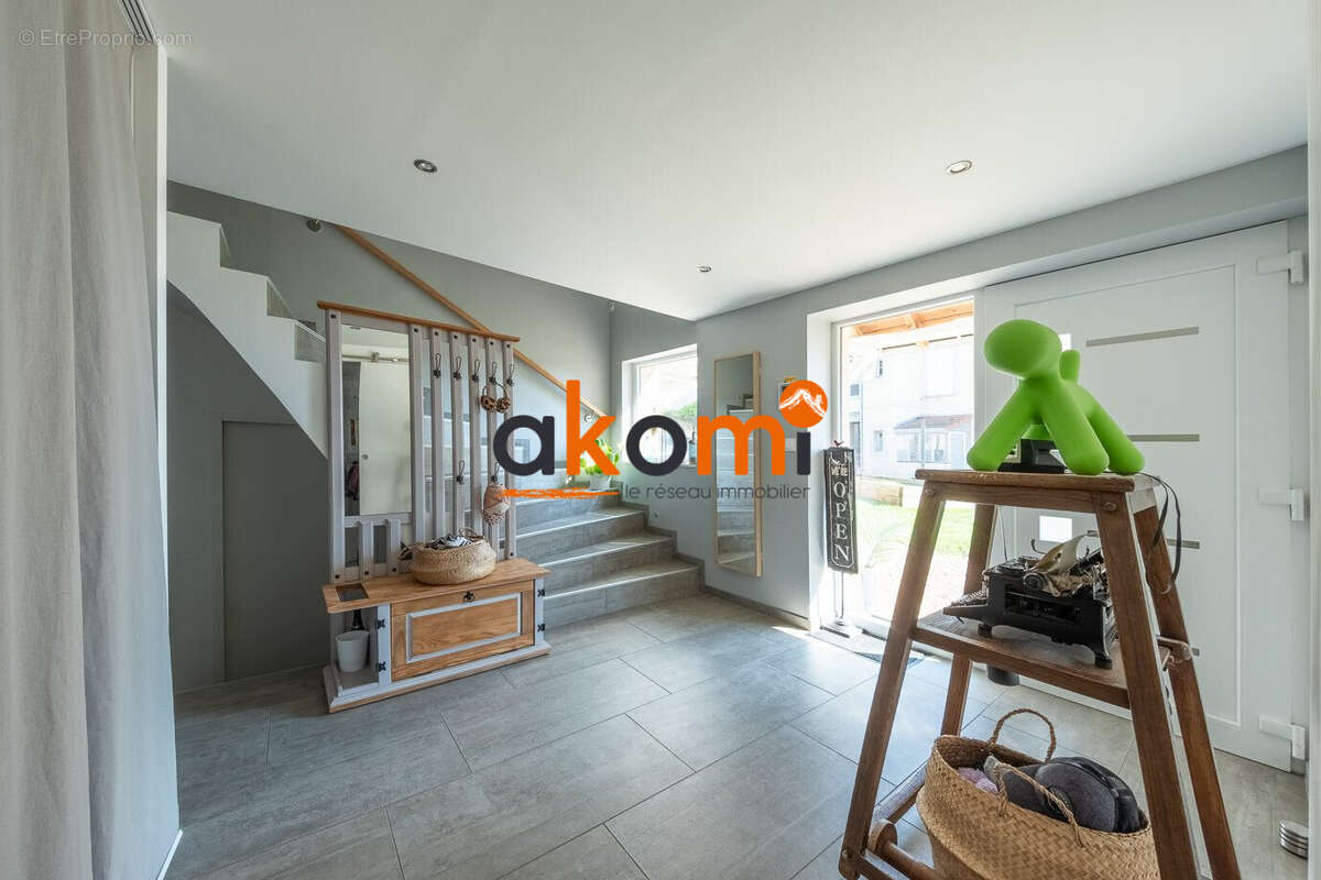 Maison à CHAMPEY-SUR-MOSELLE