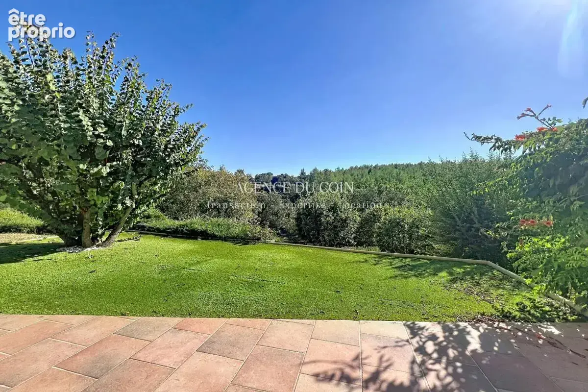 Propriete de prestige - villa avec piscine et terrain de 450 - photo 3
