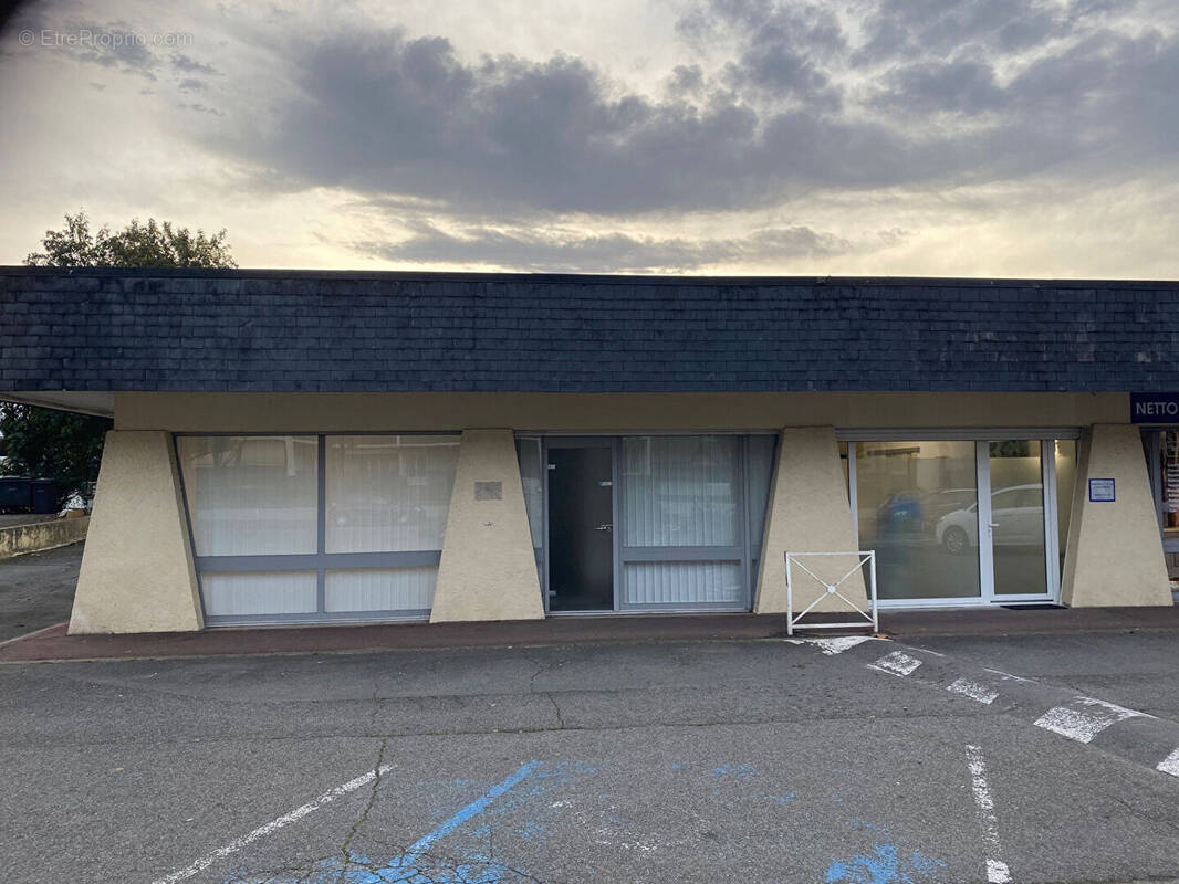 Commerce à JURANCON