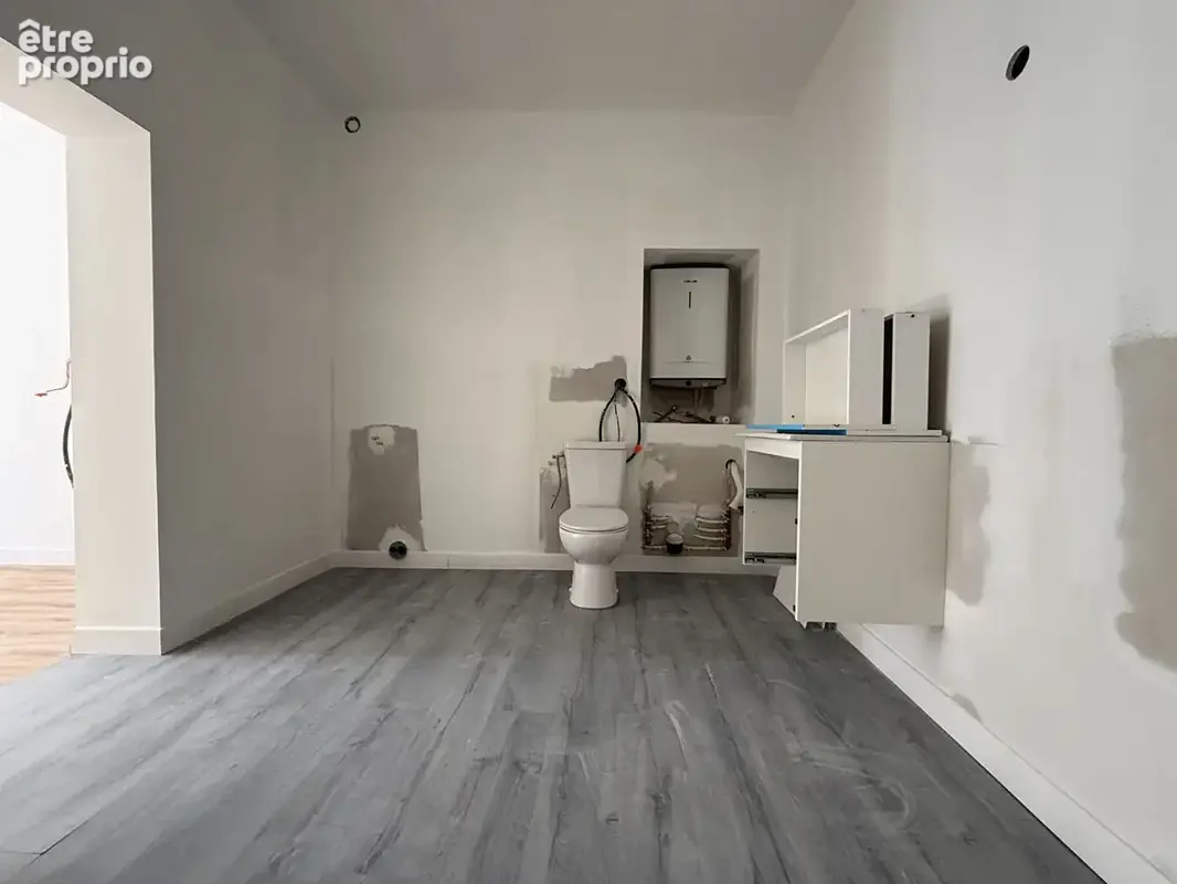 Immeuble Montluçon 172.7 m2 beau potentiel - photo 7