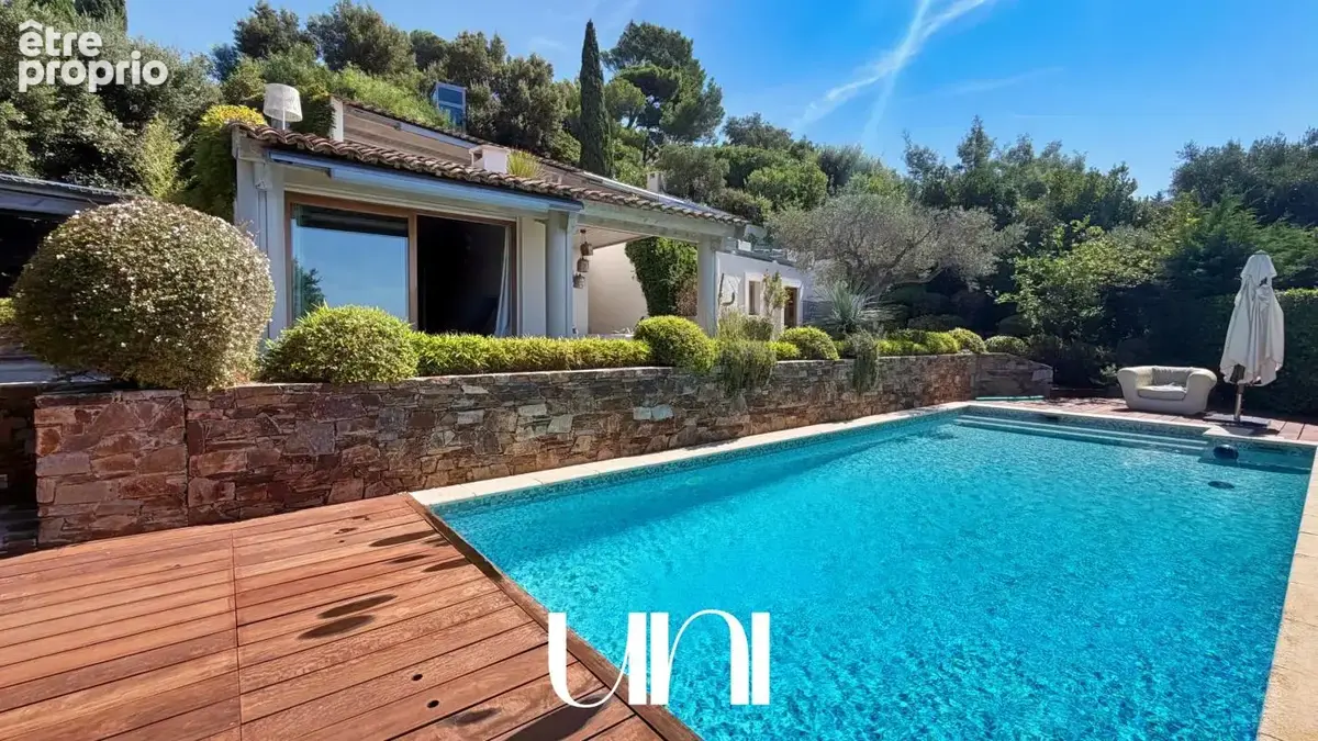 Villa 5 pièces de 175 m2 - LA CROIX-VALMER - photo 7