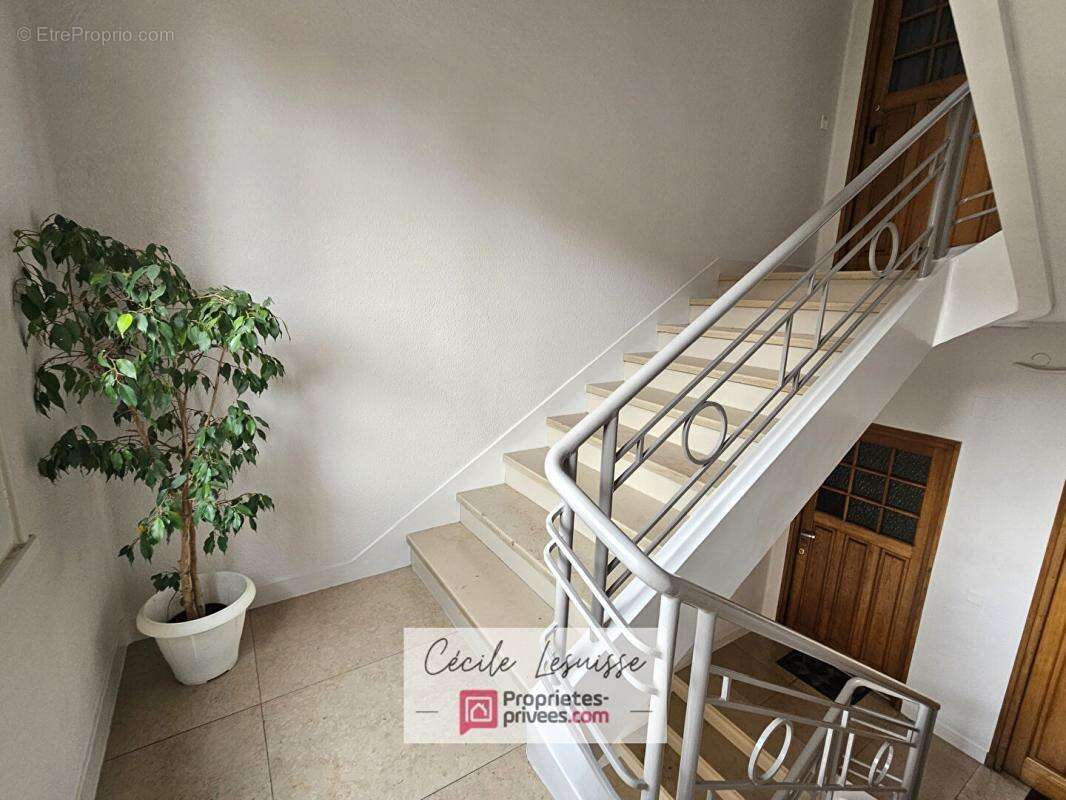 Appartement à NOTRE-DAME-DE-GRAVENCHON