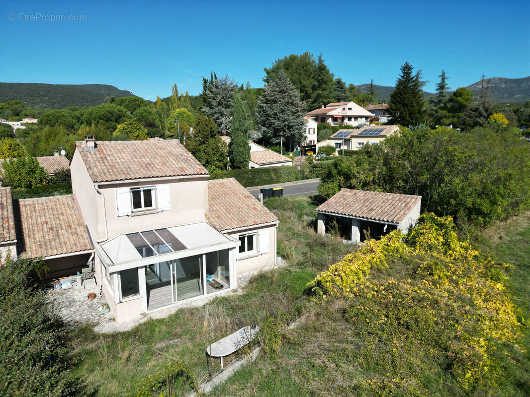 Maison à LAROQUE