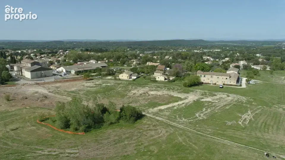 Terrain 388 m² à Uzes  - photo 2