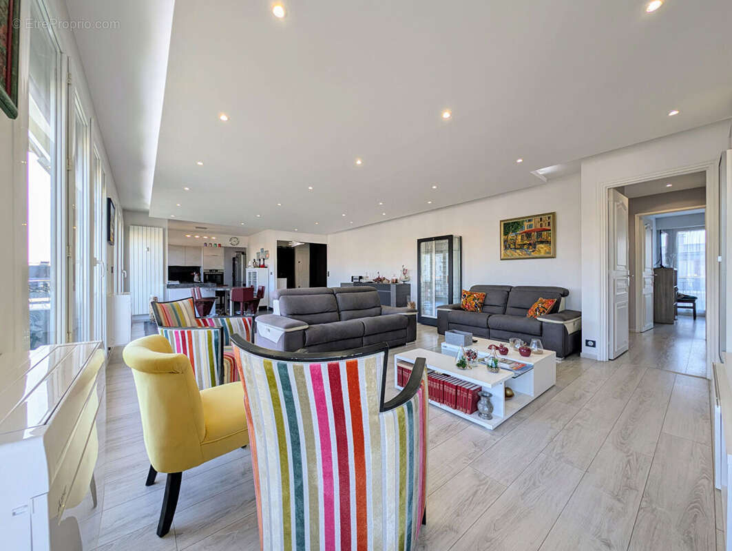 Appartement à MAISONS-LAFFITTE