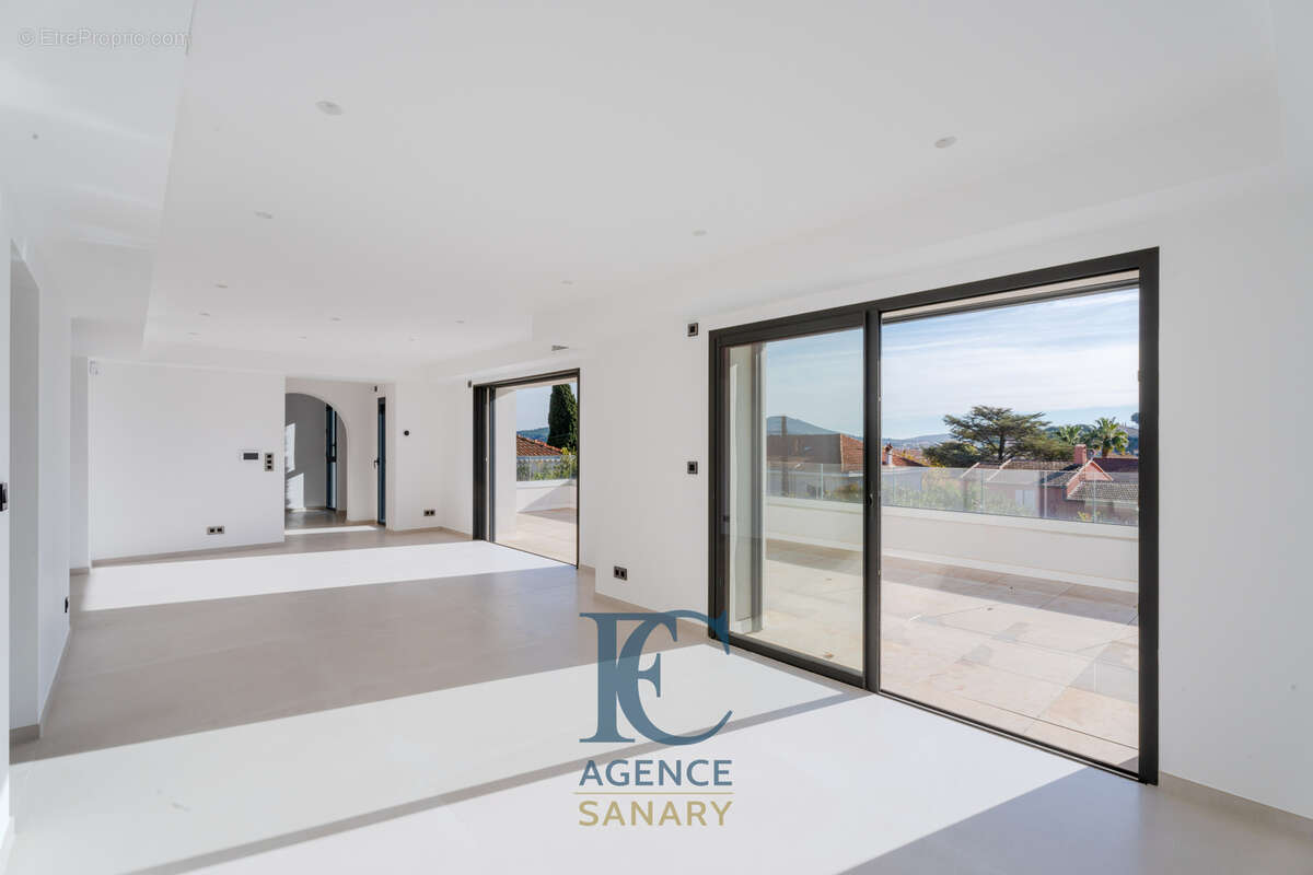 Maison à SANARY-SUR-MER
