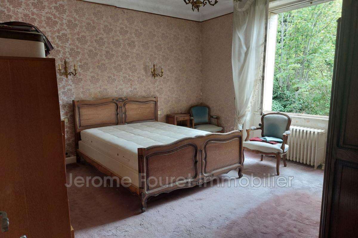 Maison à EGLETONS