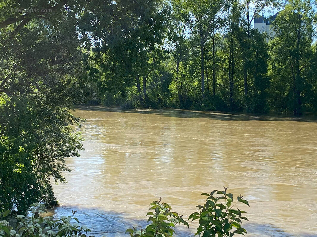 Appartement à SAINT-CYR-SUR-LOIRE