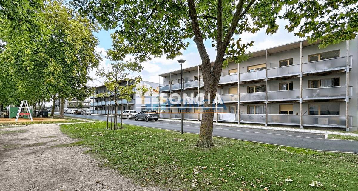 Appartement à COLOMBELLES