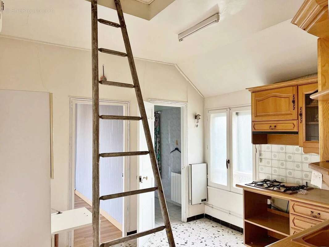 Maison à SAINT-MAUR-DES-FOSSES