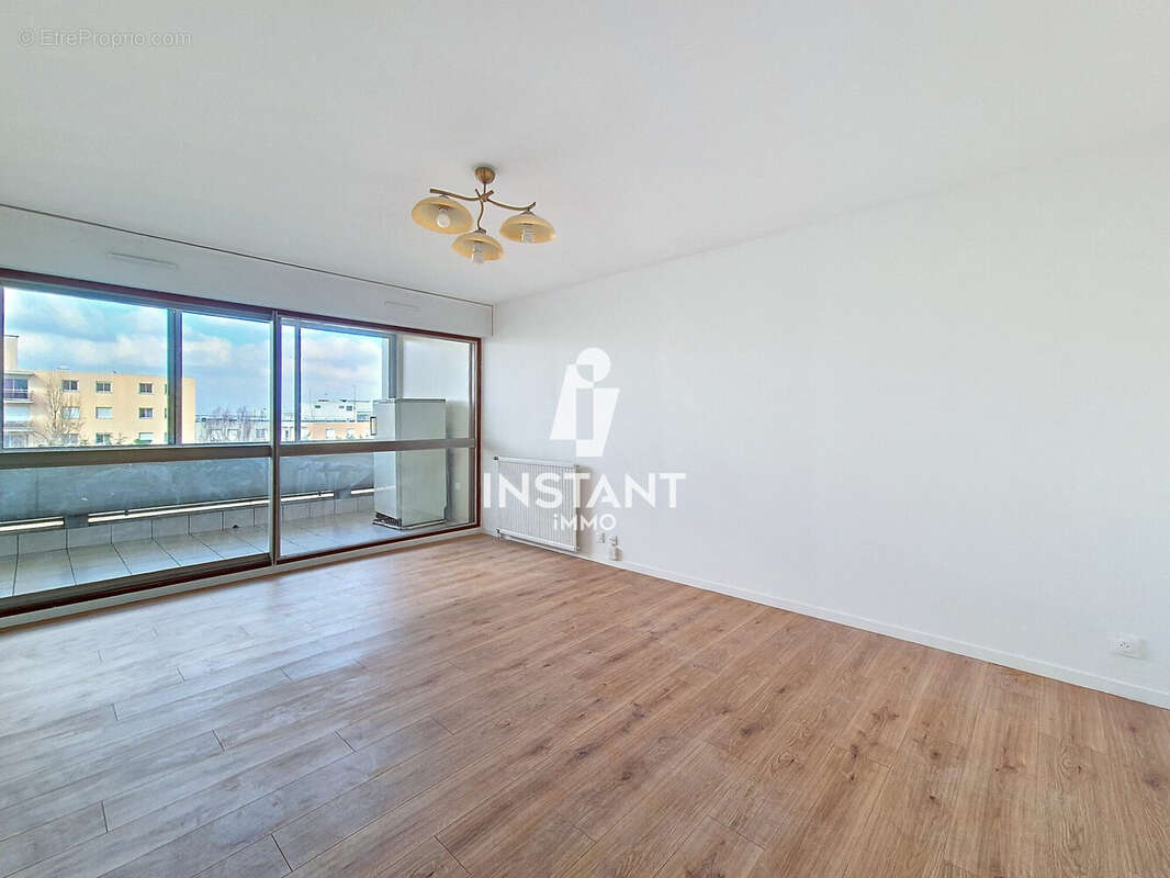 Appartement à MAISONS-ALFORT