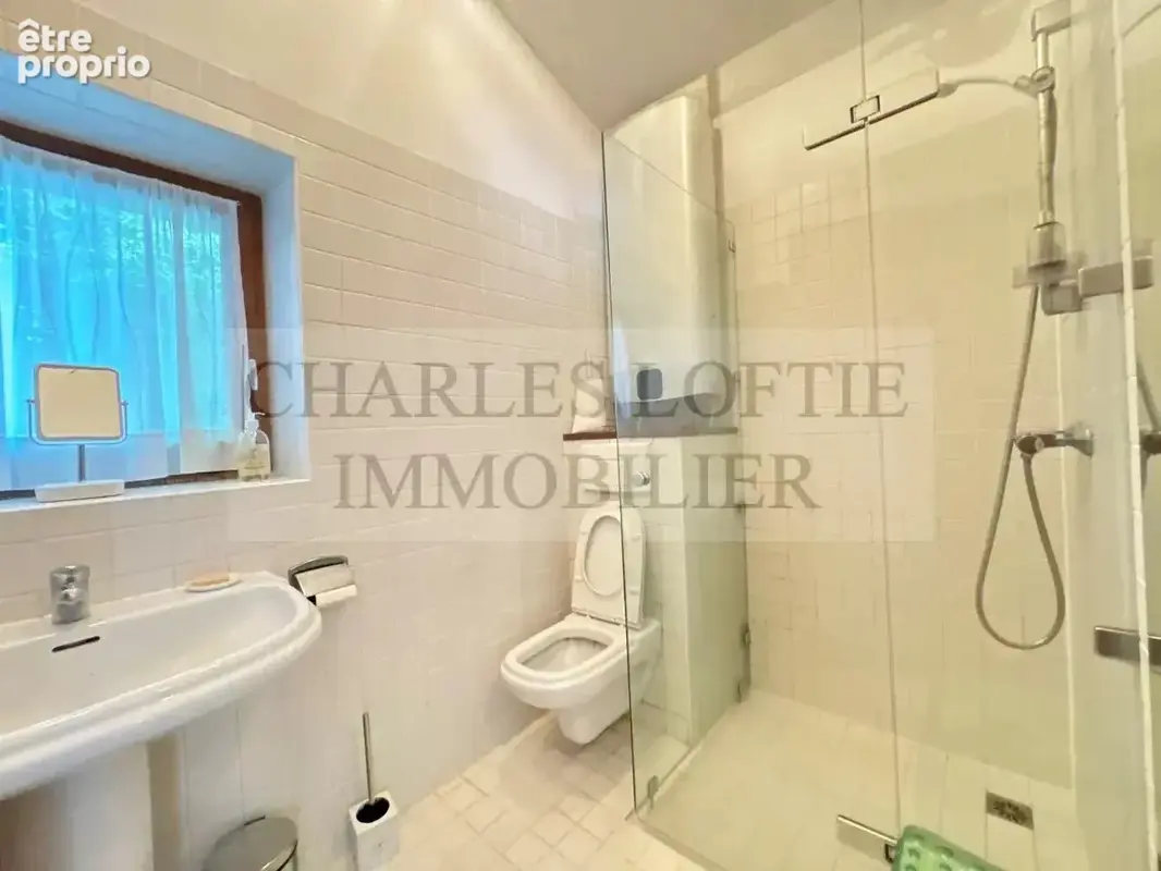 Propriété de caractère avec manoir, maison d’amis, piscine intérieure et 9,8 hectares de terrain, proche Puy-l’Evêque. - photo 27