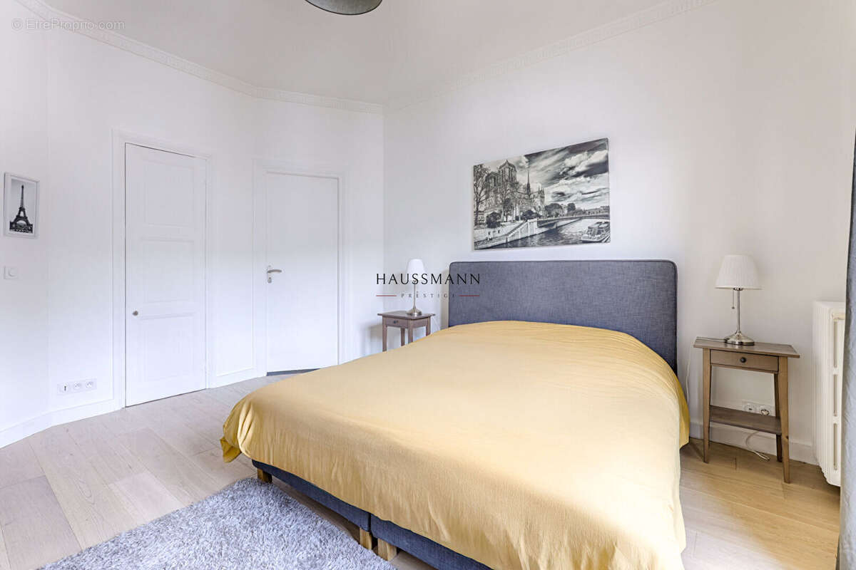 Appartement à PARIS-9E