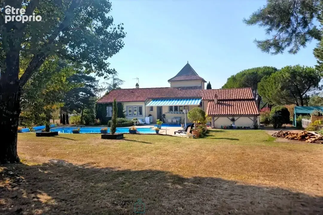 Maison contemporaine avec piscine, quartier residentiel - photo 11