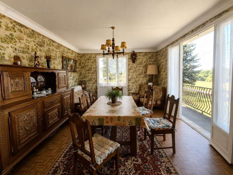 Maison 152 m²,3 pièces, sous sol total, terrain de 2 358 m² - photo 2