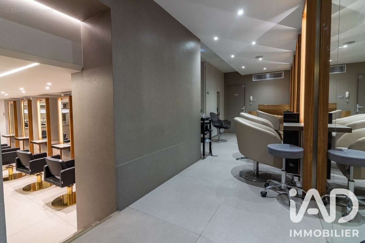 Commerce 250 m² à Lyon-6e  - photo 5