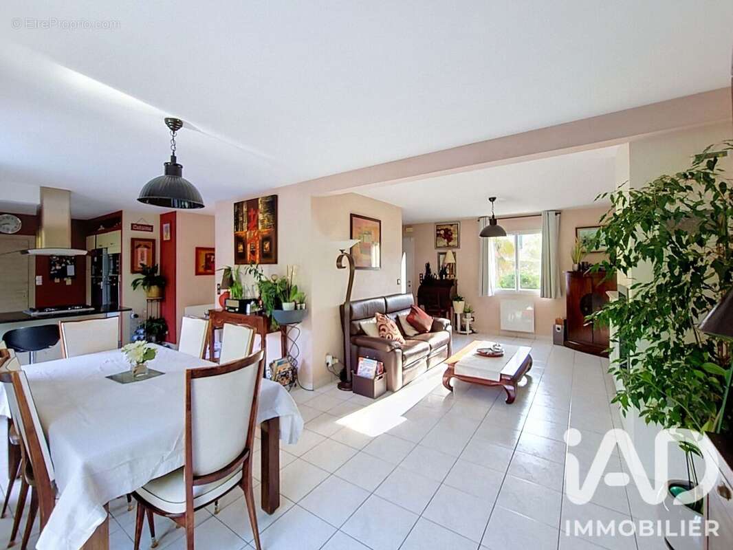 Photo 2 - Maison à REZE