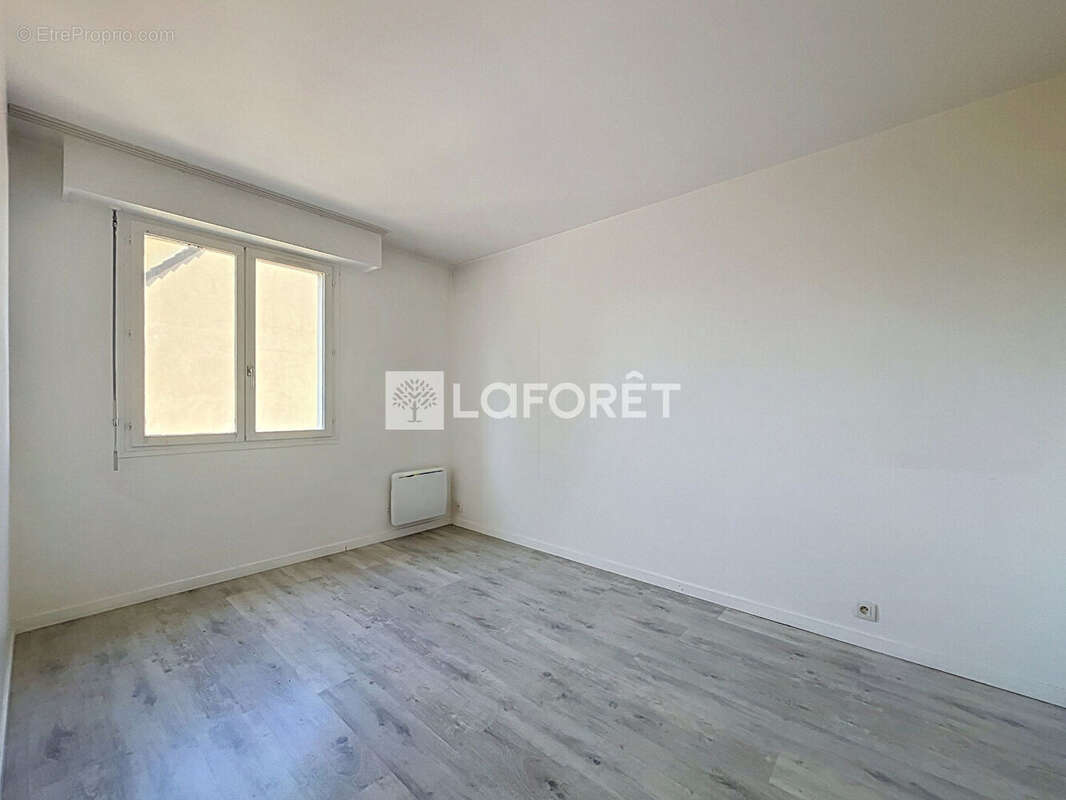 Appartement Saint-Michel-sur-Orge 3 pièce(s) 70 m2 - photo 8