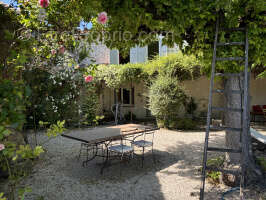 Maison à CAMARET-SUR-AIGUES