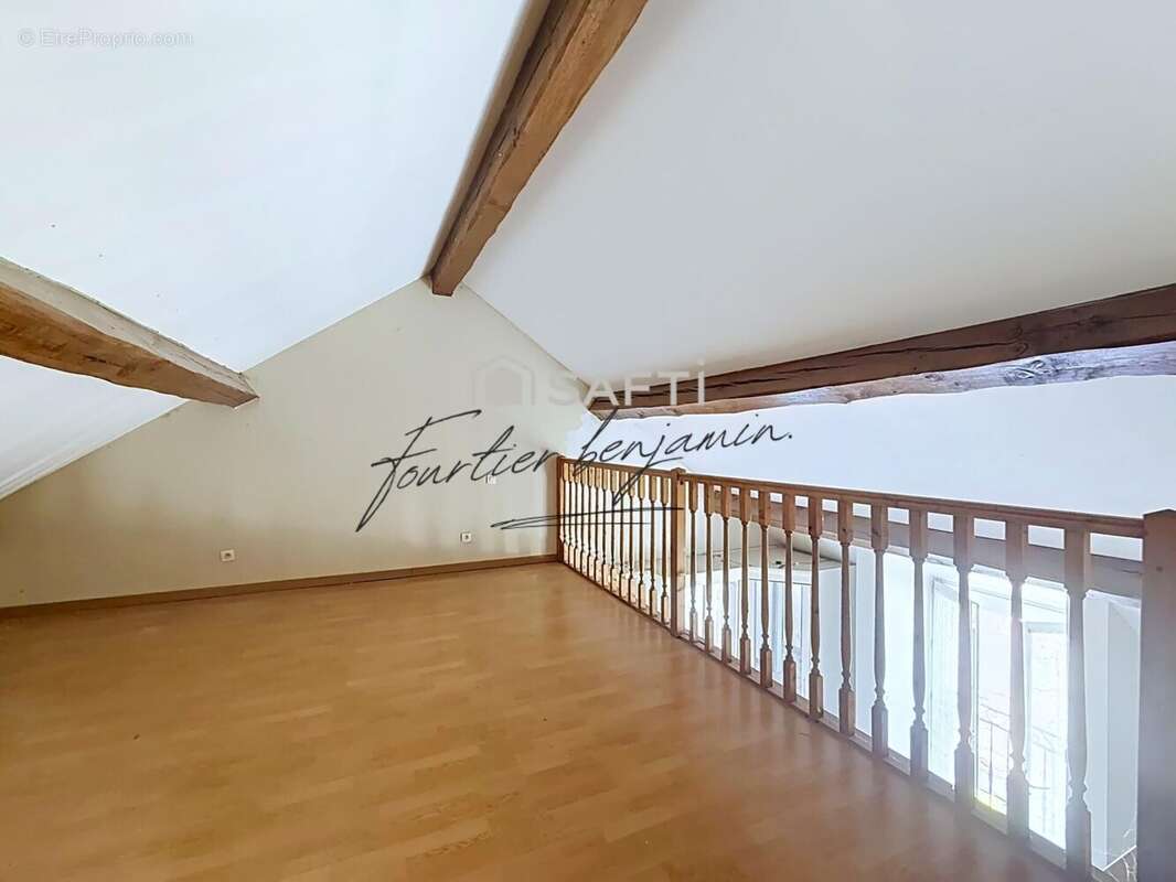Maison 160 m² à Choisy-En-Brie  - photo 9